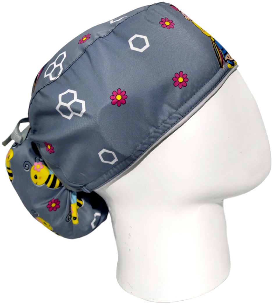 Gorro Quirúrgico Mujer y Portacarnet Winnie Pooh Gris - gorro antifluido para mujer Doctools - foto 2